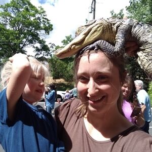 Meet your Posher, Julia